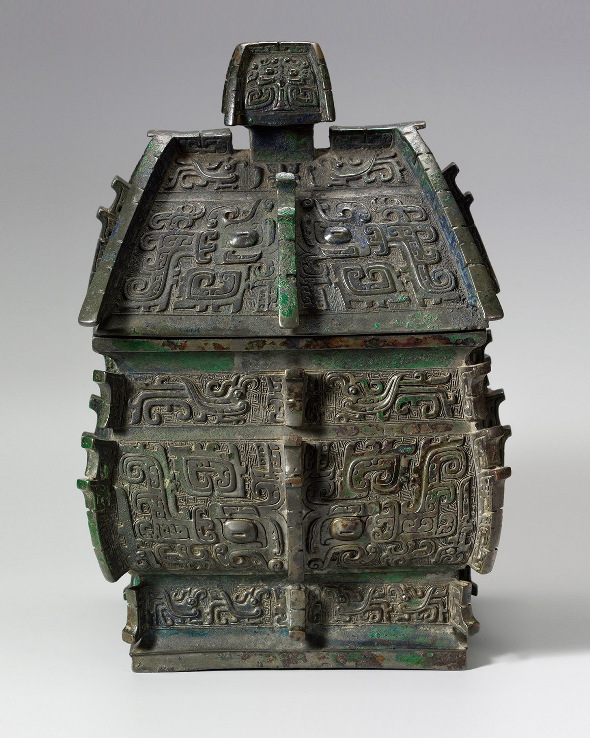 古代中国最強の怪物文様で悪いモノをはらう⁉「饕餮文フラットポーチ