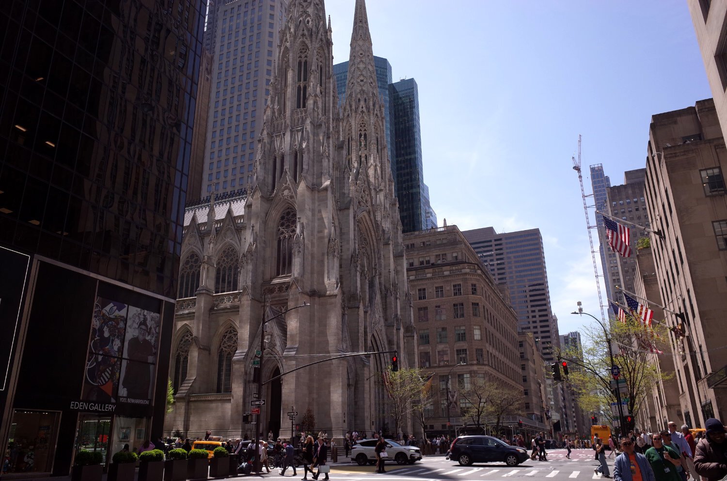 世界の資本主義の中心の公立図書館 NY散歩11｜藤井満