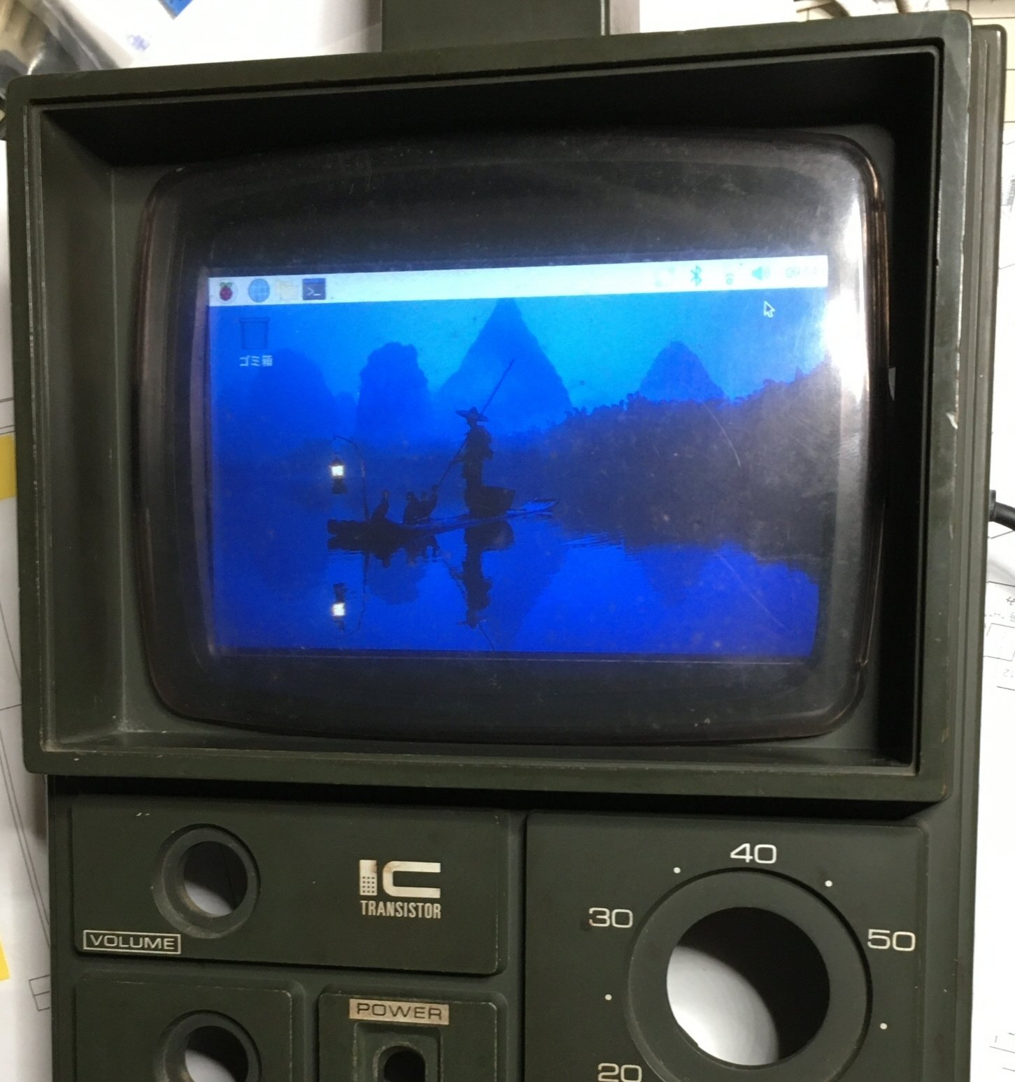 ポータブルテレビRANGER-505の改造（その1）：LCDの取り付け｜KAKAKKO