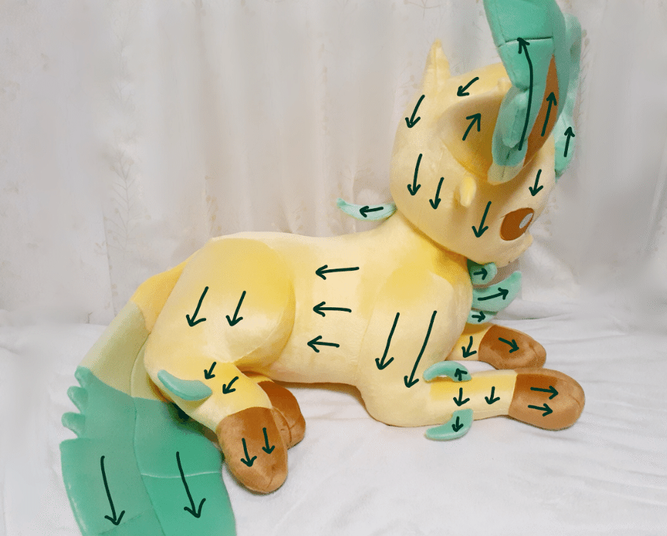 等身大リーフィアぬいぐるみ(寝そべり)を愛でる｜サエリ@リーフィアを