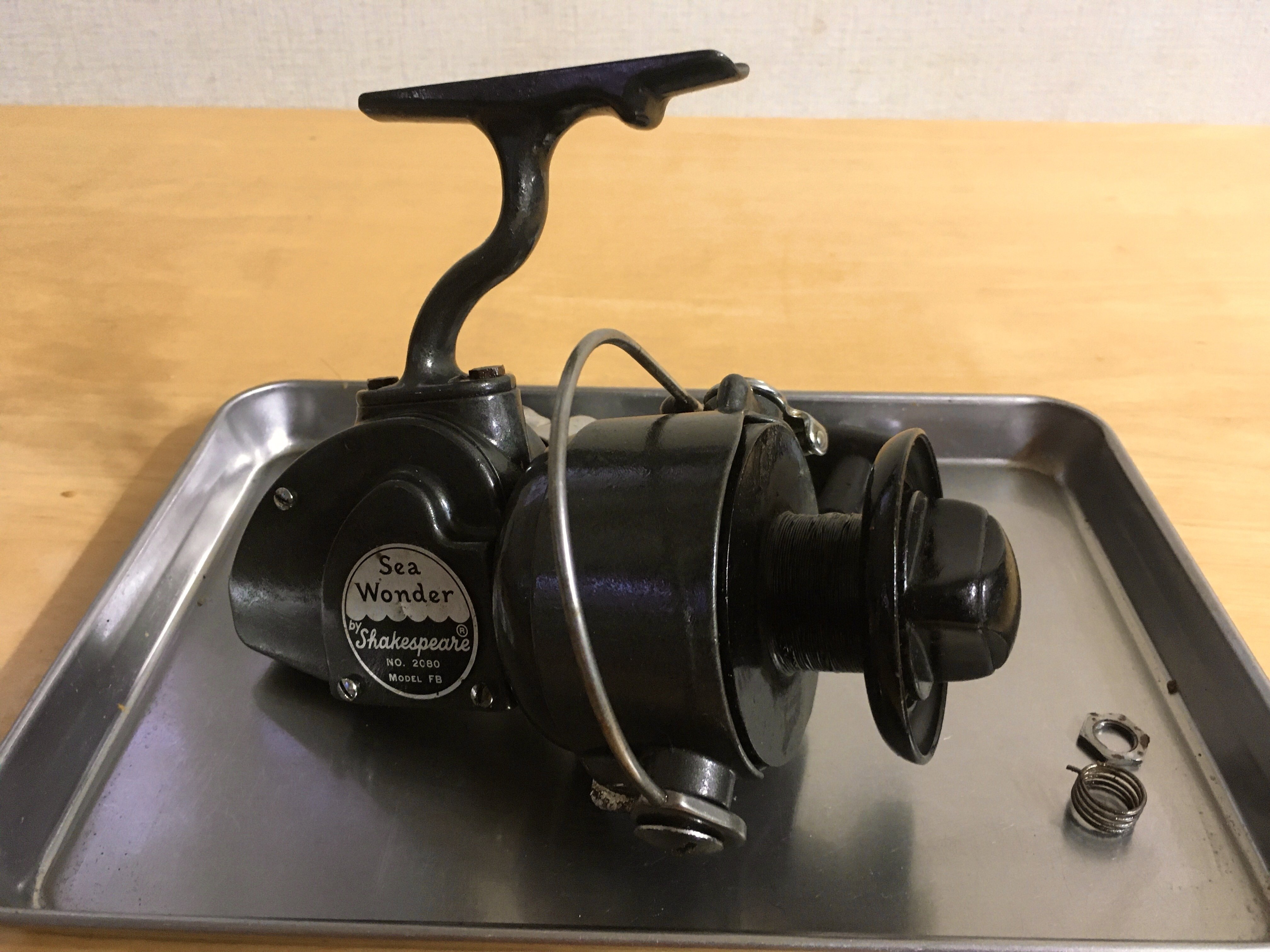 🎣オールドフィッシングタックル058 純米国製スピニングリール