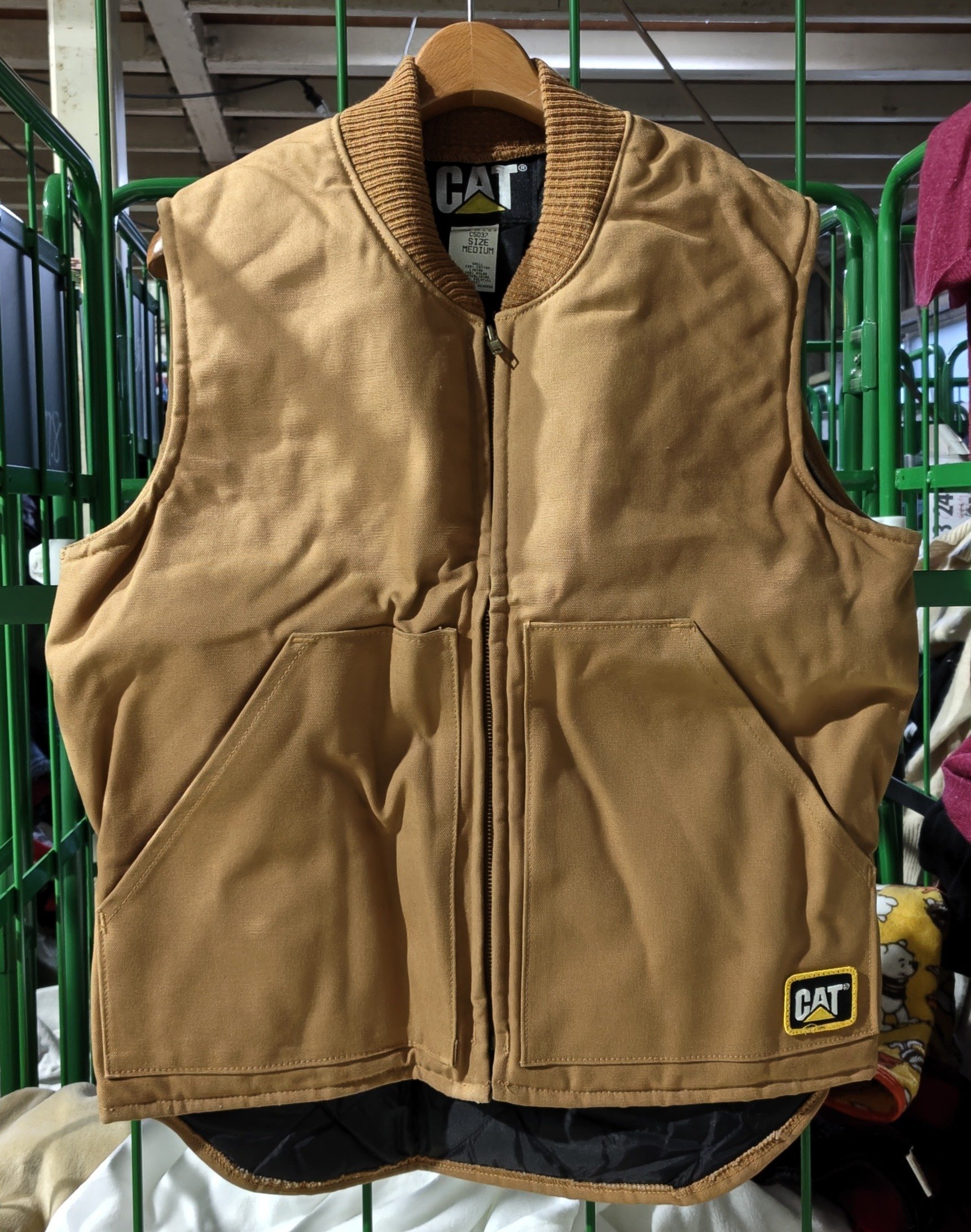 CATのブラウンダックベストをレスキューした🎊Caterpillar🚧MADE IN