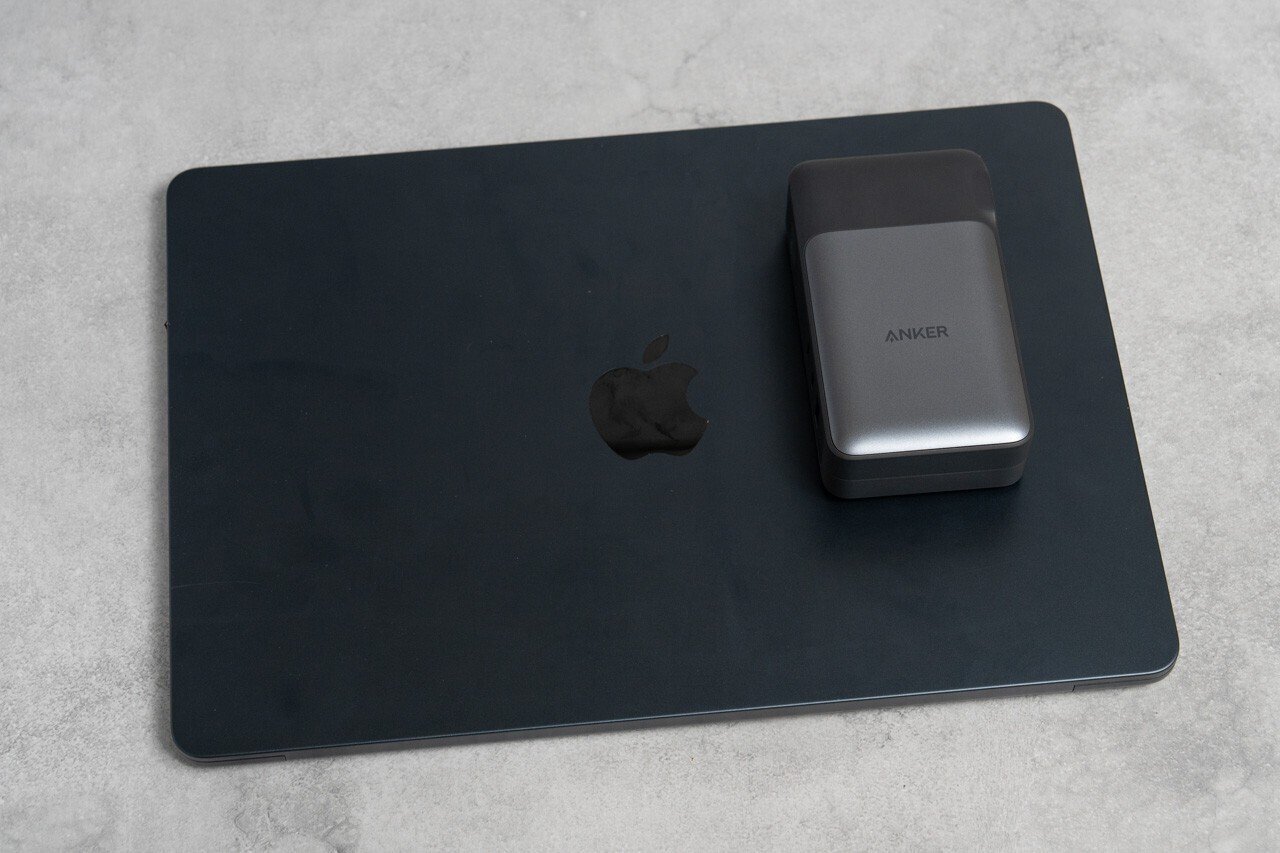 MacBook向けモバイルバッテリーおすすめ10選│Air/Proにぴったりなのは