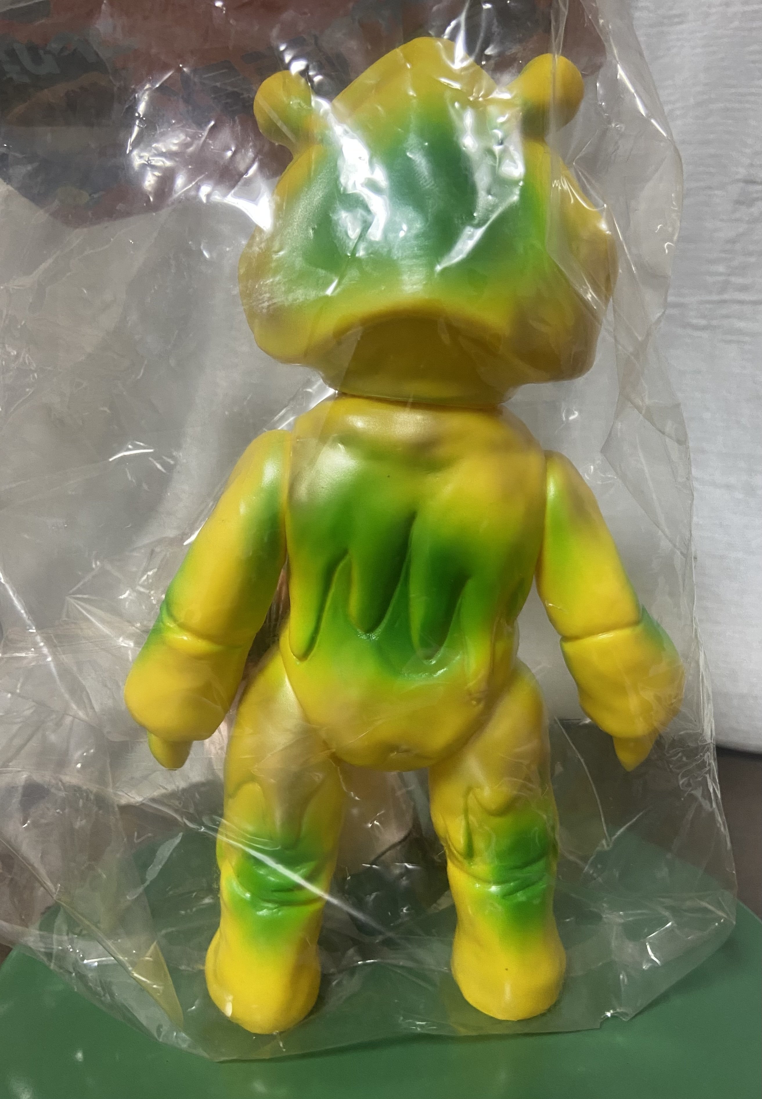 ウルトラマンレオ ブニョ スタンダード・ソフビ｜ゆる