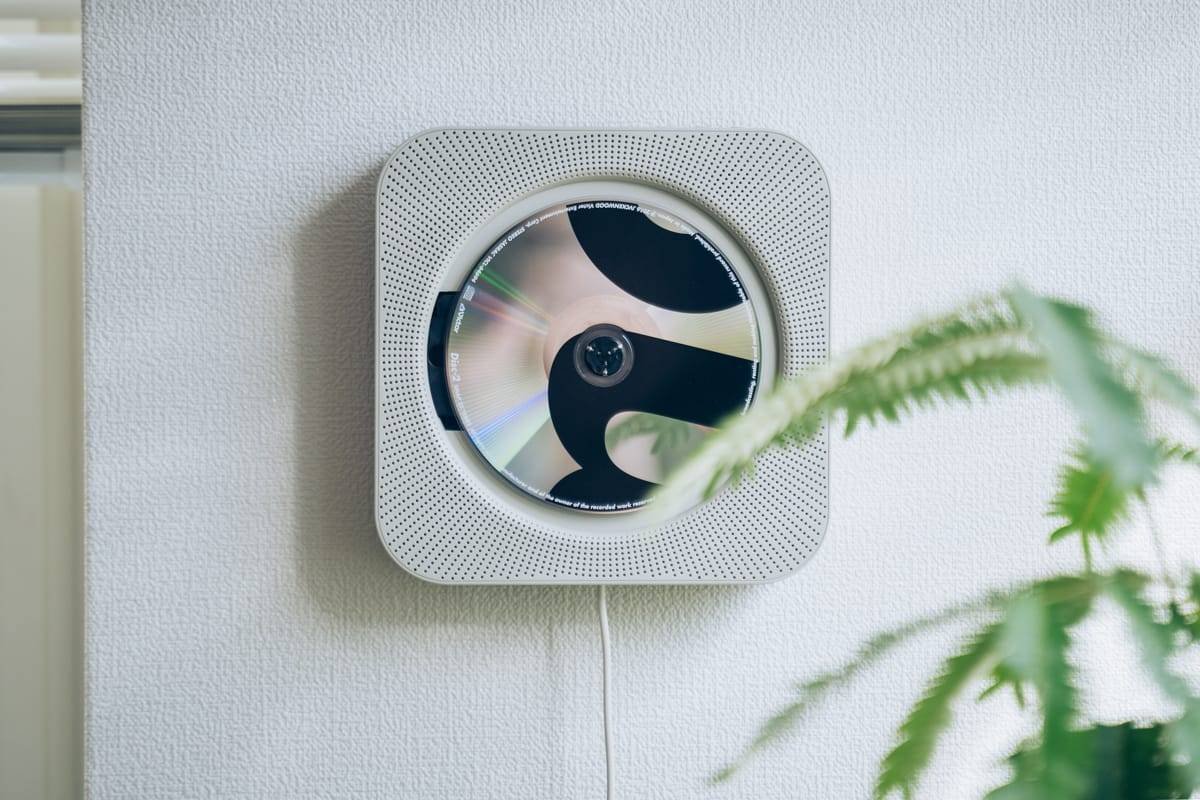 無印良品の傑作「壁掛式CDプレーヤー」を我が家に導入した話