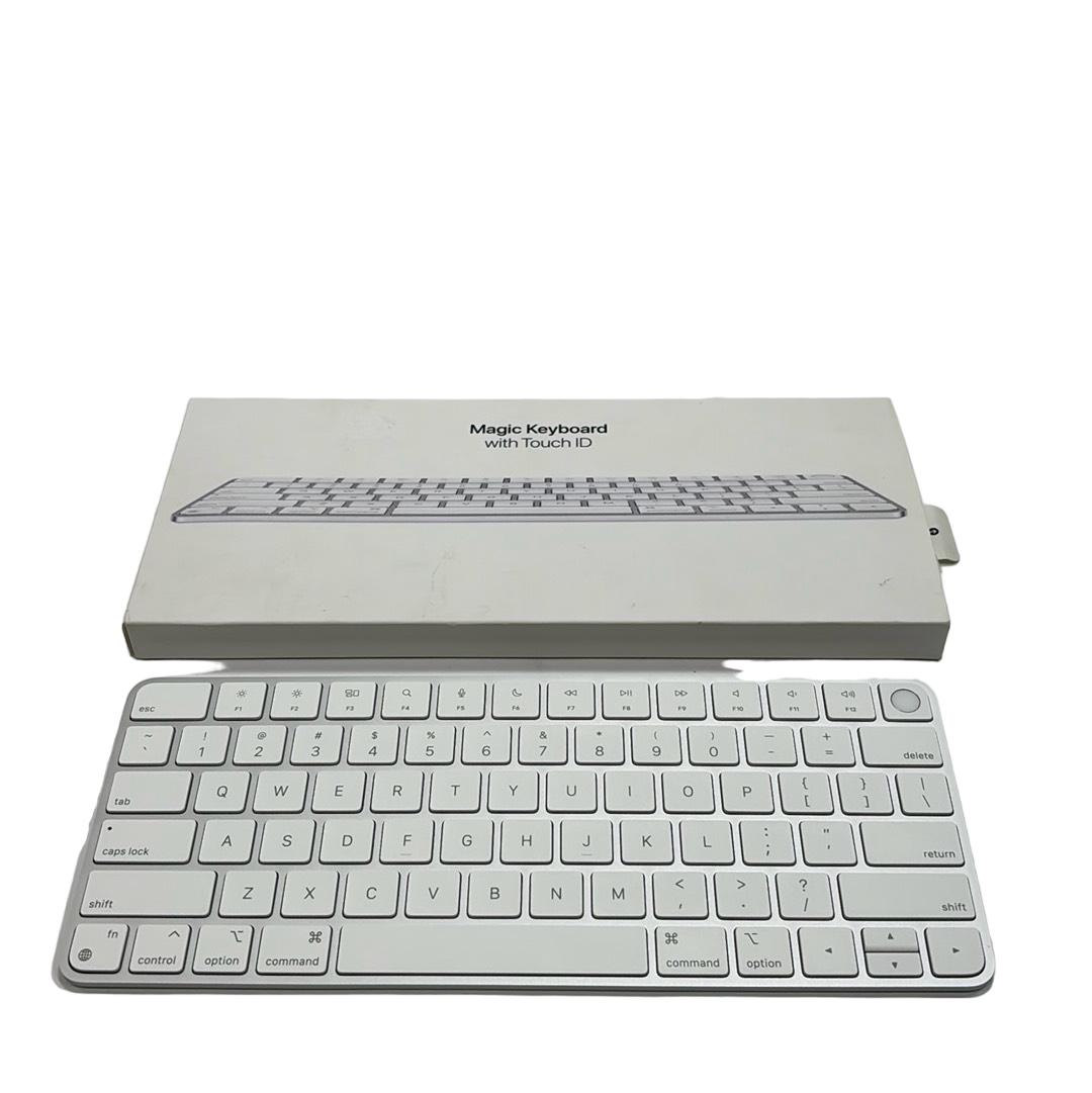 Apple MK293LL/A Touch ID Magic Keyboard - Silver/White 1712