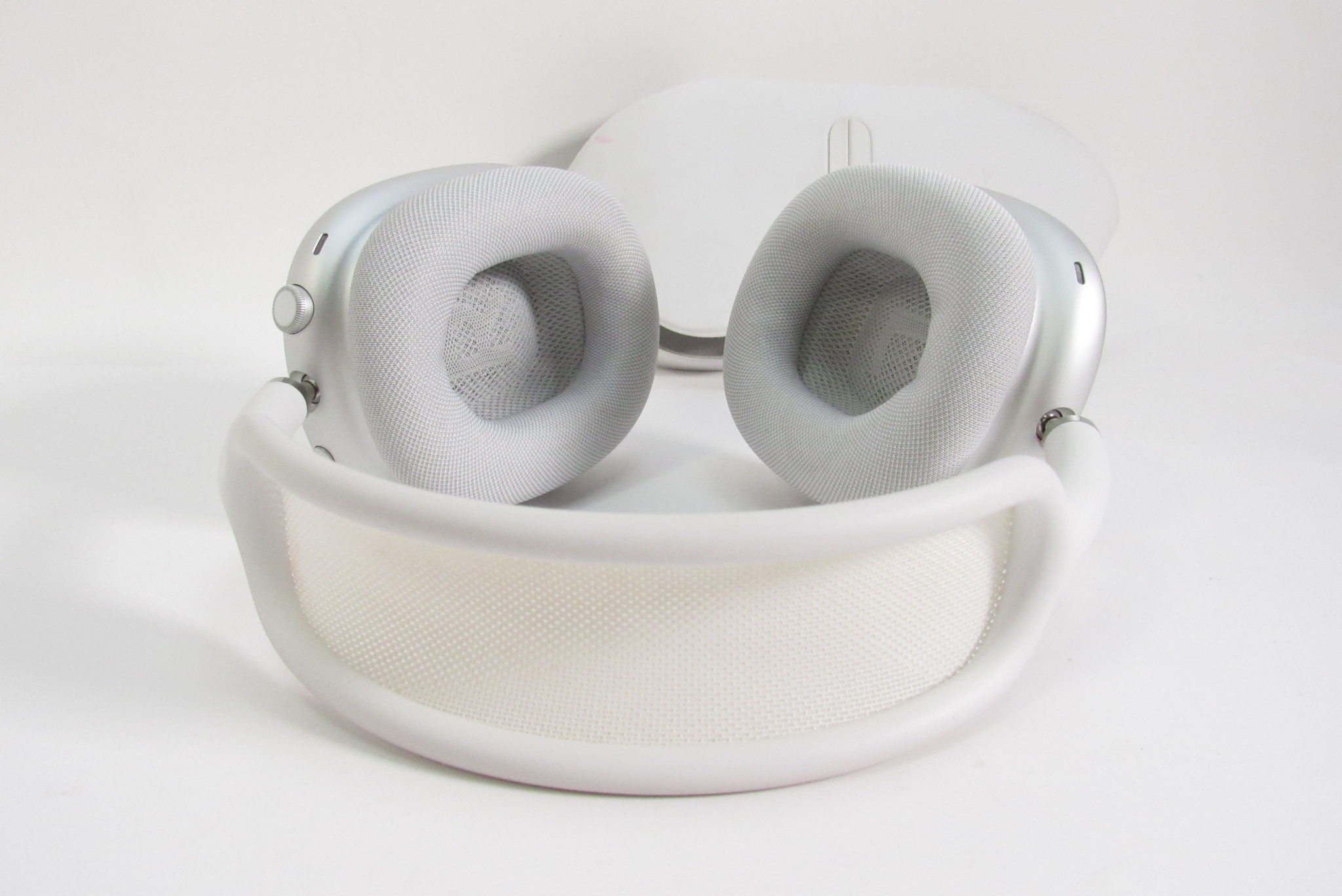 Apple AirPods Max A2096 Wireless Bluetooth Over-Ear Headset - Silver