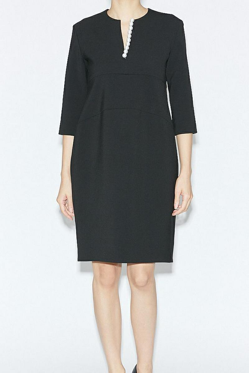 YOKO CHAN(ヨーコチャン)の「Long-sleeve Pearl Slit-line Dress」 - PARTE