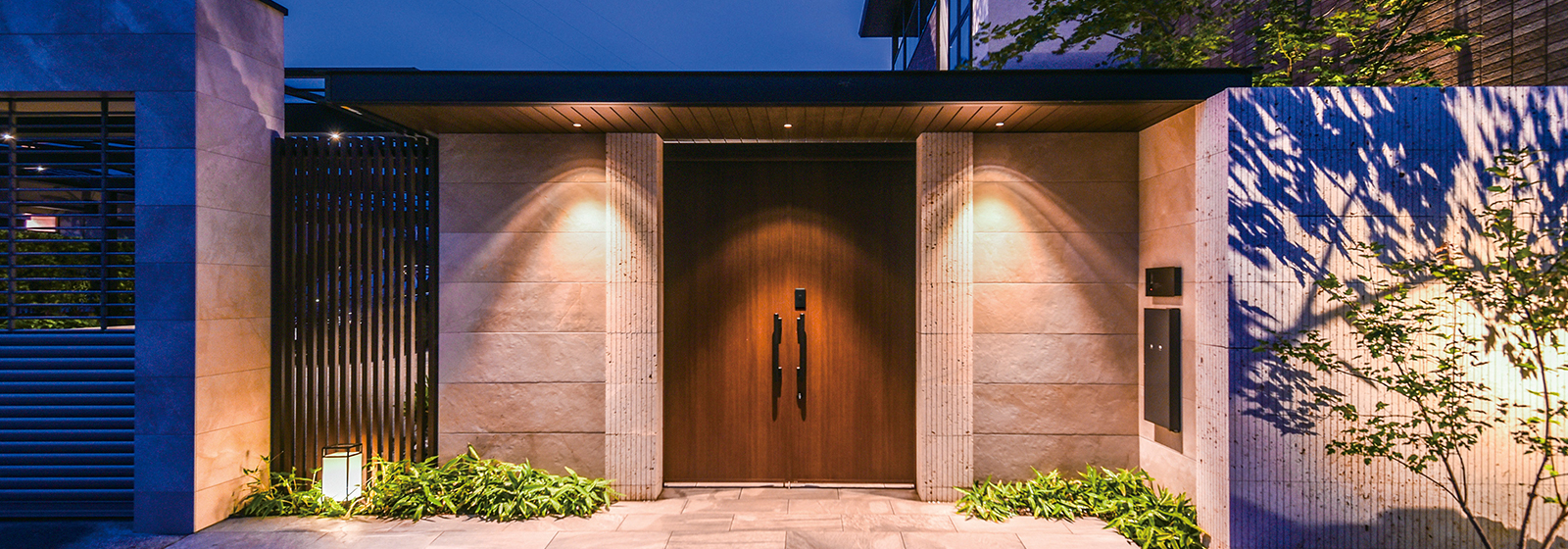 エクスティアラ アーチ用門扉 | 商品を探す | YKK AP株式会社