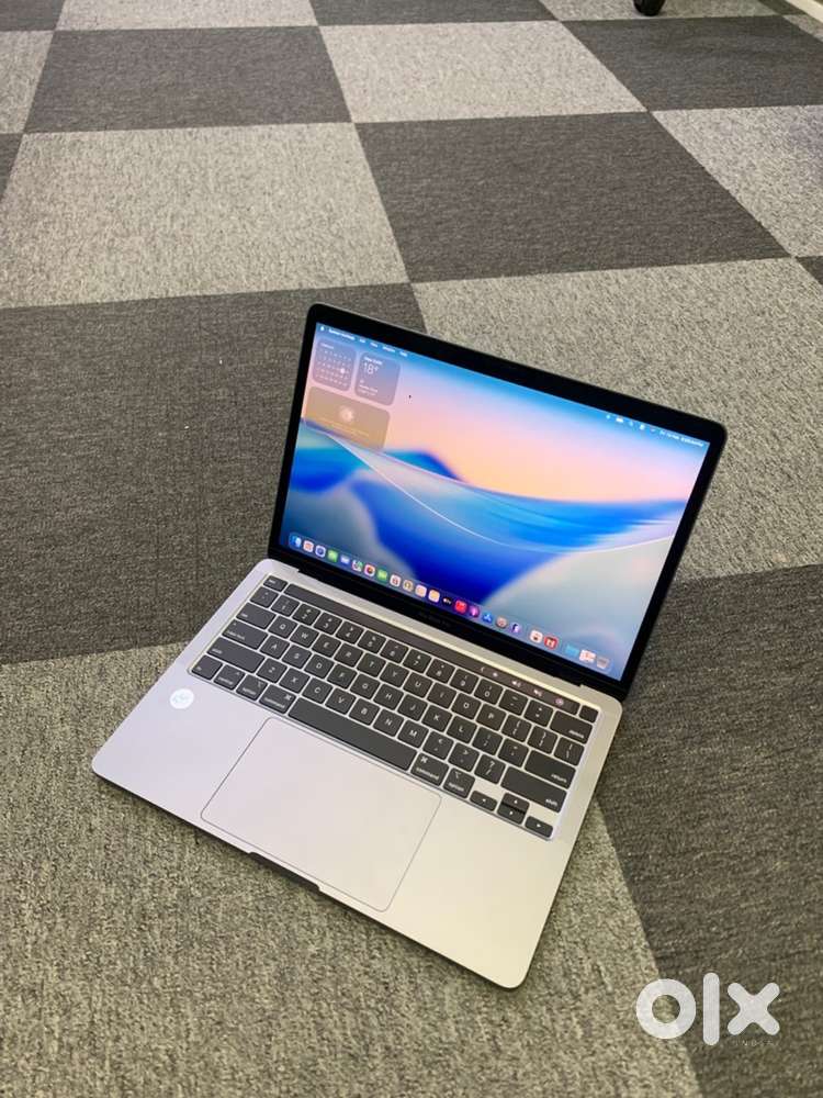 Apple MacBook Pro 2020 i7 32GB 512GB Warranty - Computers
