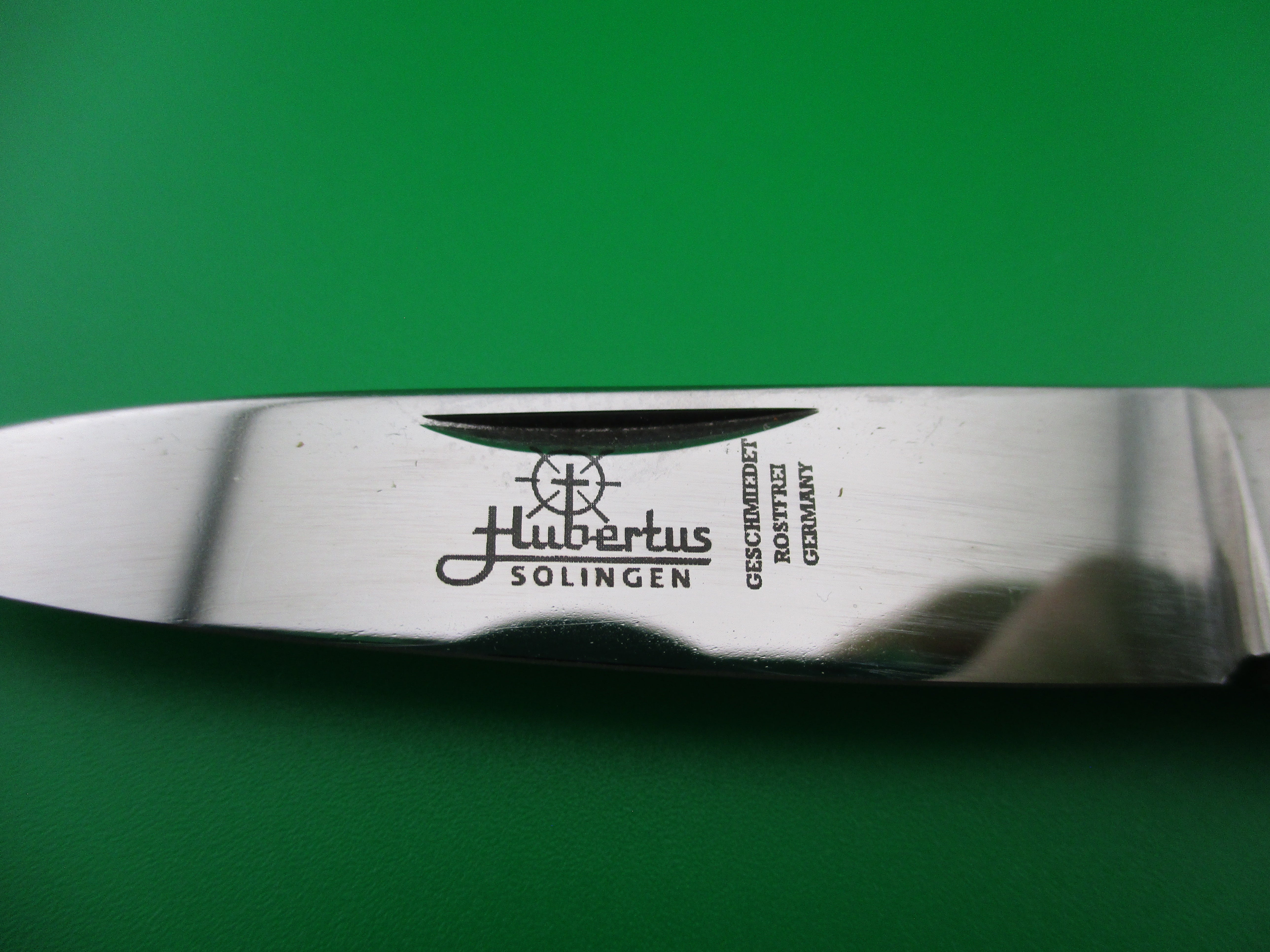 z Hubertus 9cm German short slimline Wood scales switchblade