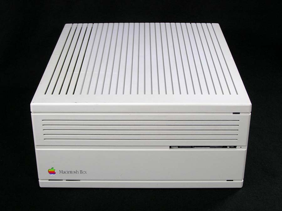 Macintosh IIcx – Apple Rescue of Denver