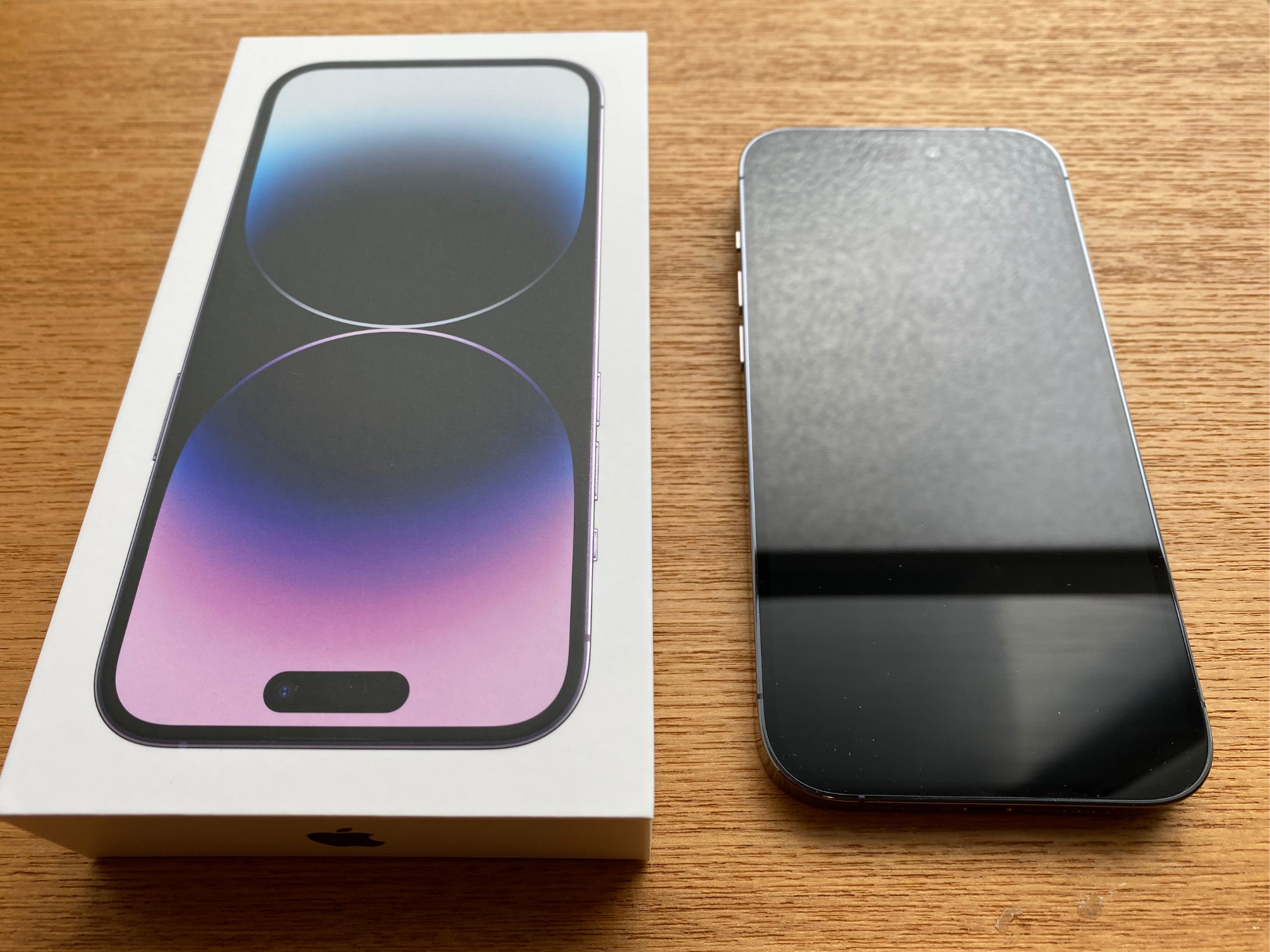 iPhone 14のSIMカードのサイズはnano-SIMが使える？iPhone 14 Proは