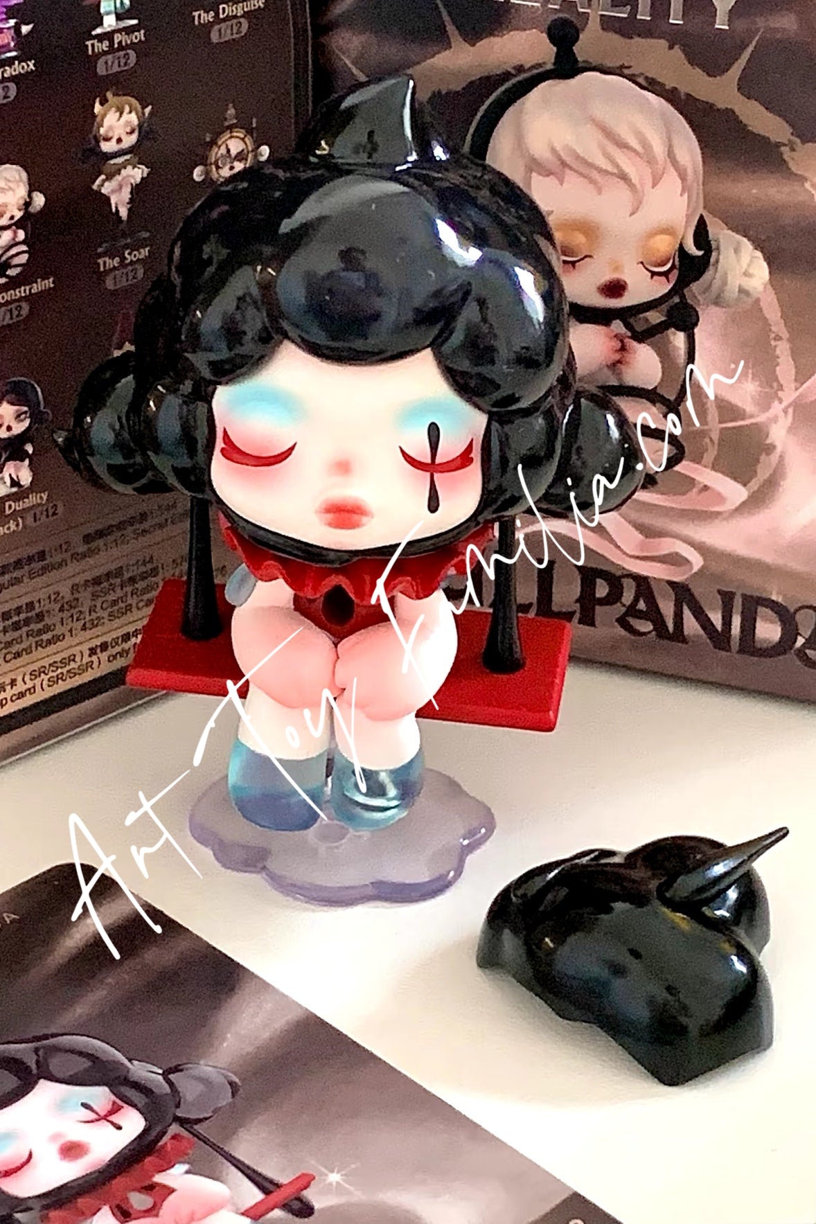 Skullpanda Image Of Reality Series | POP MART – Art Toy Familia