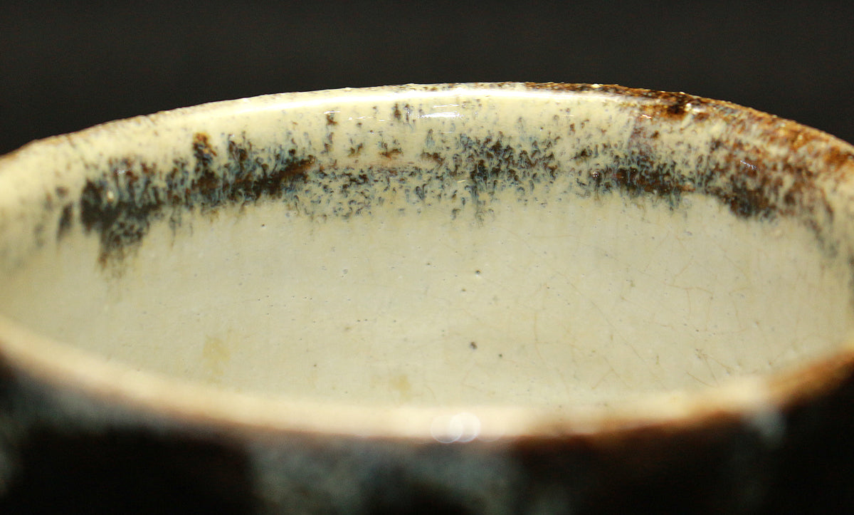 浜田庄司 糠白胴紐鉄絵茶碗 共箱 人間国宝 民藝 R1616お11 浜田庄司 糠