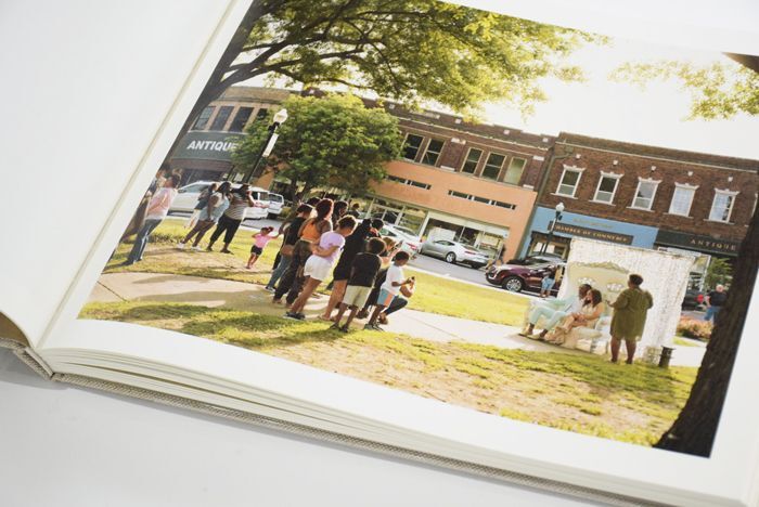A POUND OF PICTURES / Alec Soth ON READING Online Shop
