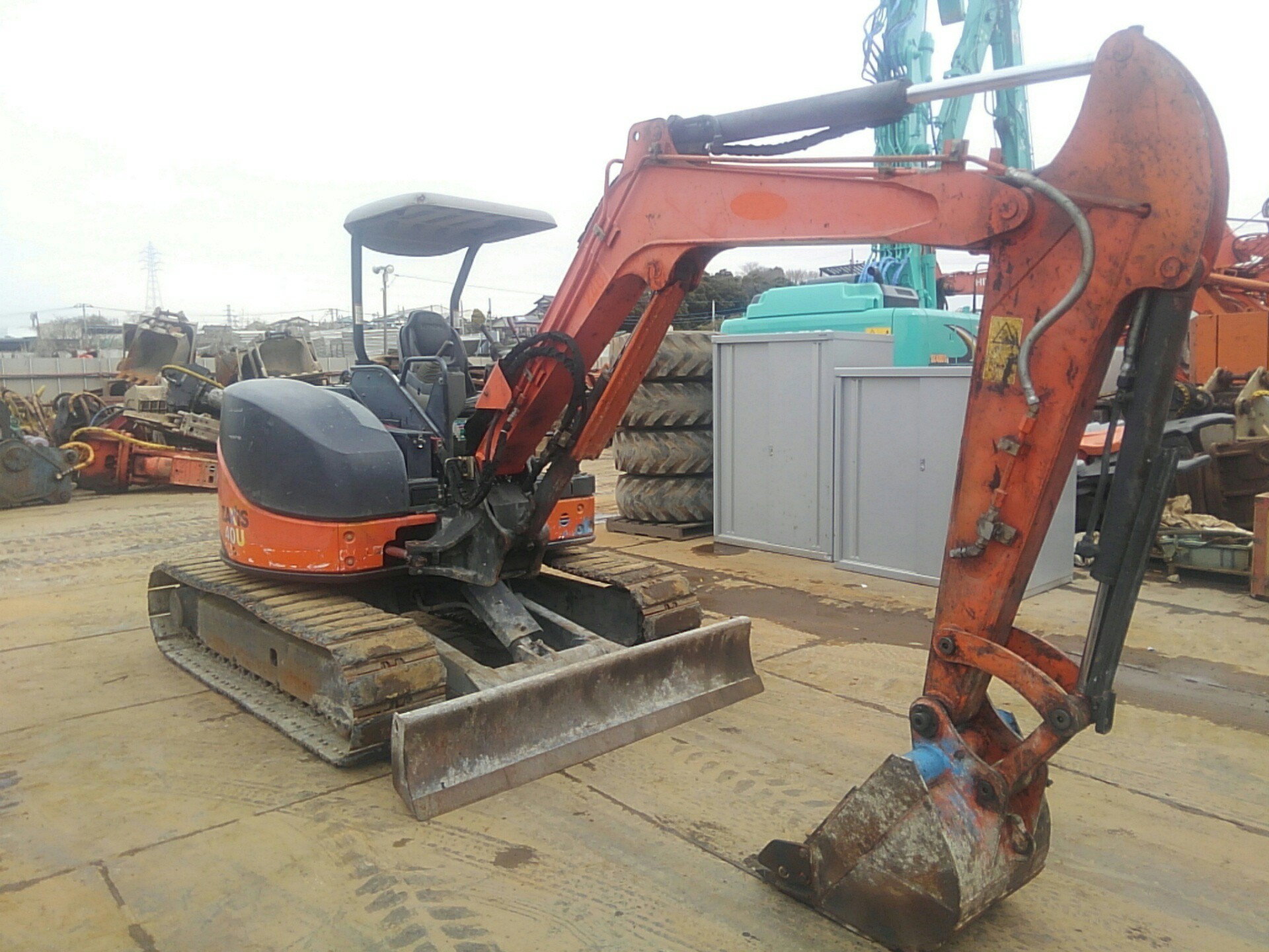 ZX40U-3 | ミニ油圧ショベル | 株式会社アタッチリンク