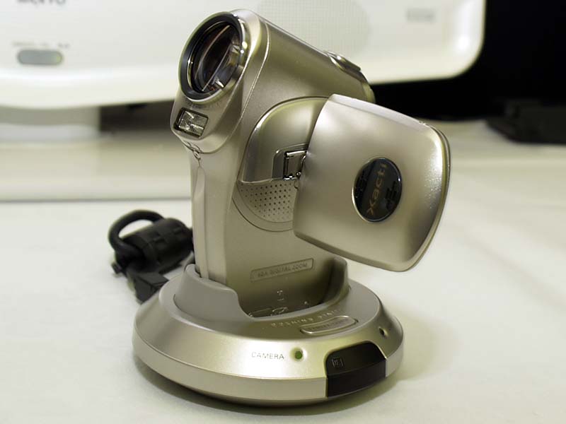 三洋、52,500円の「Xacti」低価格モデル