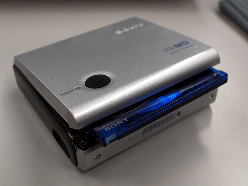 ソニー、SonicStageが付属するデータ用Hi-MDドライブ