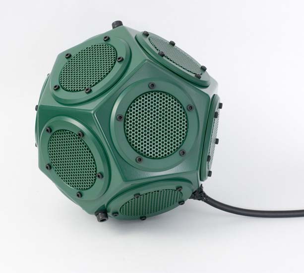 ソリッド、正12面体スピーカーの全天候型モデル