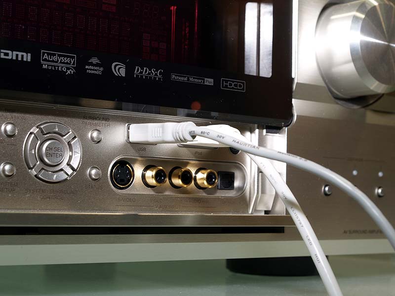 デノン、ホームネットワークやiPod対応のAVアンプ