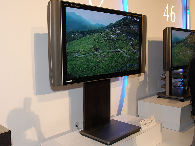 シャープ、フルHDパネル採用の52/46/42型「AQUOS」