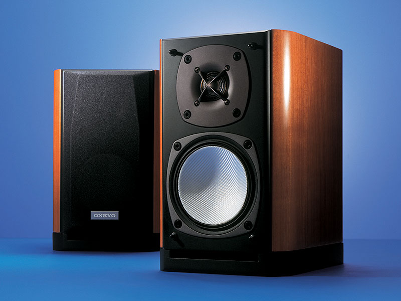 オンキヨー、「D-312E」をベースにした小型スピーカー