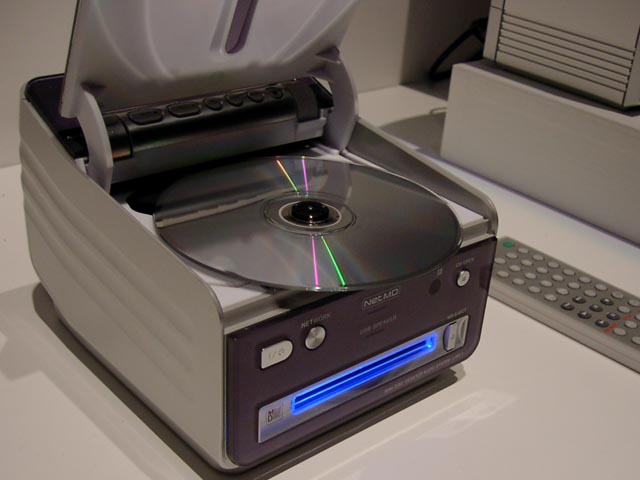 ソニー、「Net MD」対応レコーダ5製品を