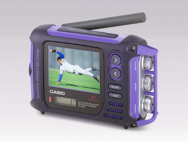 カシオ、防水/耐衝撃性能を備えた3V型携帯液晶テレビ
