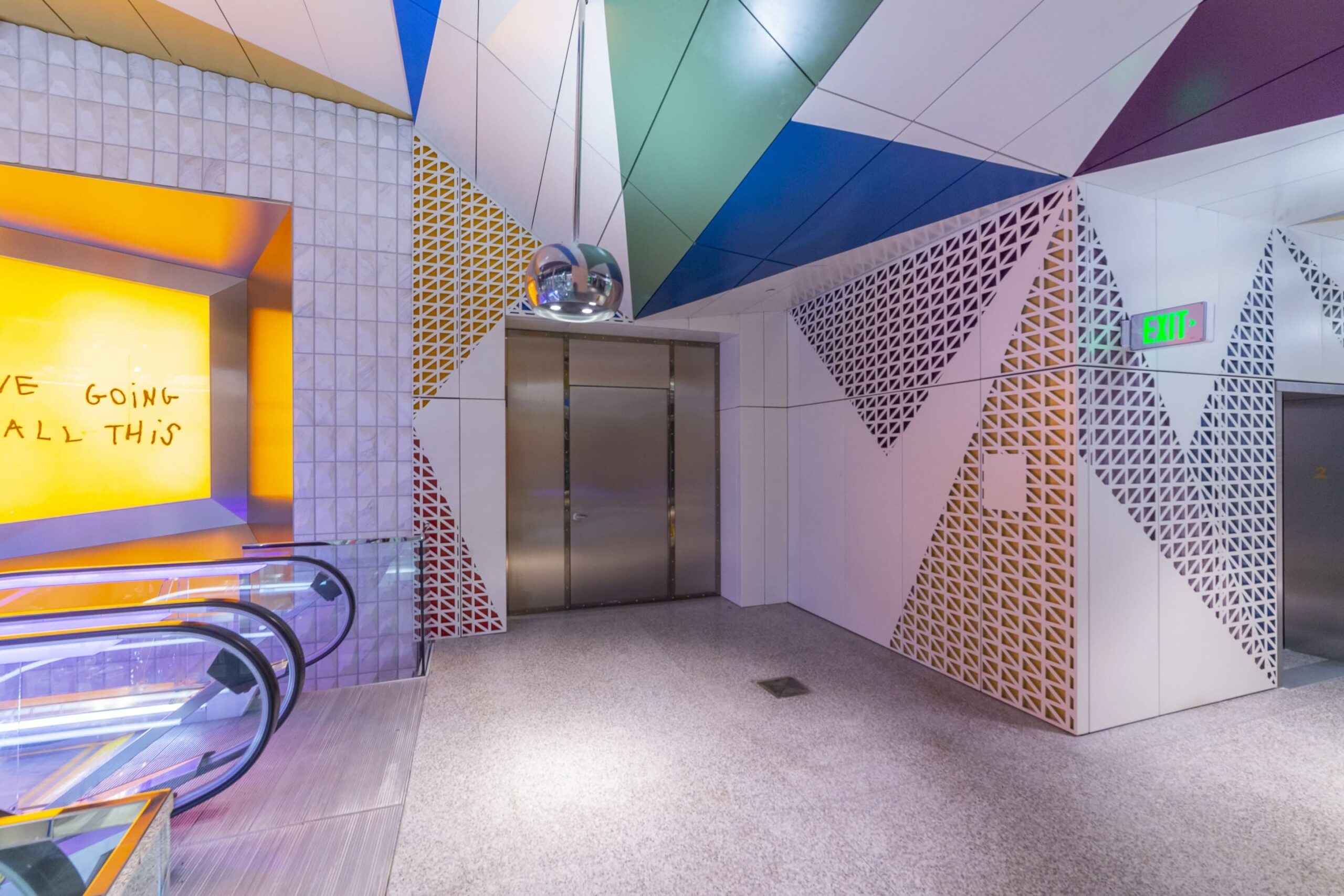 Paradise Plaza - Zahner