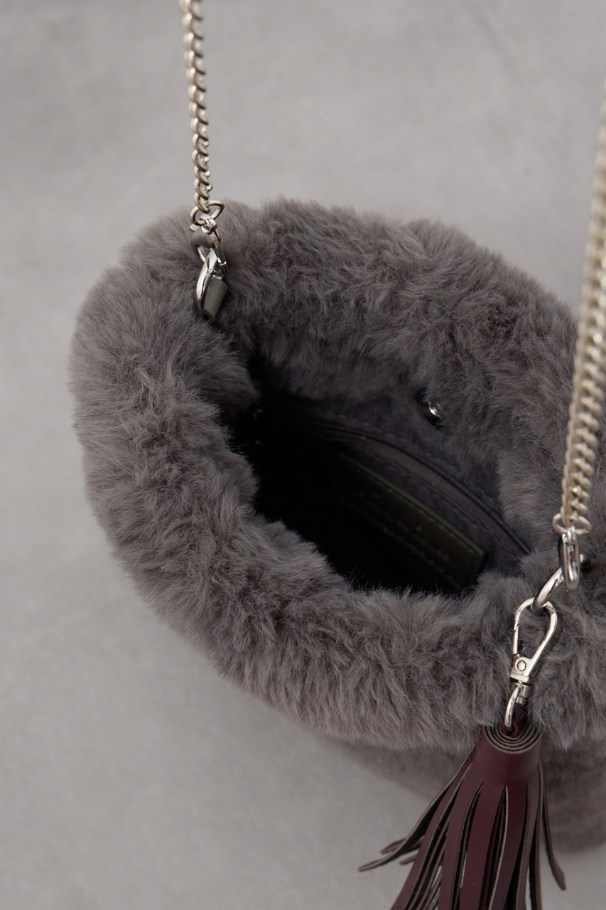 タッセルフェイクファーポシェット｜WOMEN｜250HAC55-389K｜AZUL BY