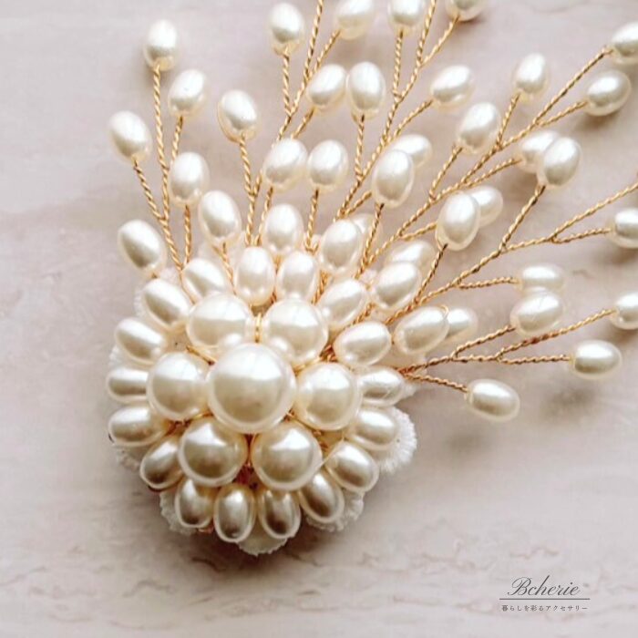 ワイヤーブローチ パールコサージュ - 暮らしを彩るアクセサリー