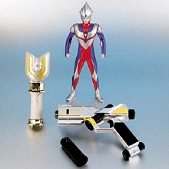 バンダイ 商品・サービスサイト | 装填トリプルサウンド ウルトラマン
