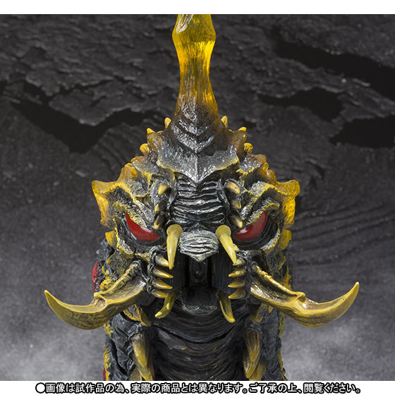 S.H.MonsterArts モスラ（幼虫）＆バトラ（幼虫）セット | フィギュア