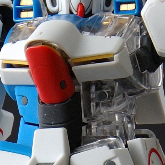 MG 1/100 LM312V04 Vガンダム Ver.Ka(プラスクリア外装)│株式会社