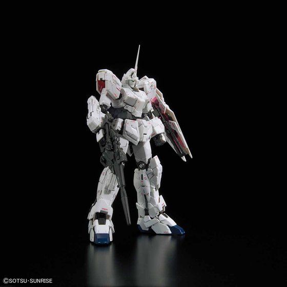 RG 1/144 ユニコーンガンダム［プレミアム”ユニコーンモード”ボックス