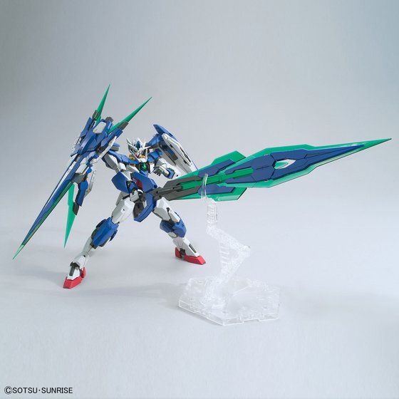 MG 1/100 ダブルオークアンタフルセイバー│株式会社BANDAI SPIRITS