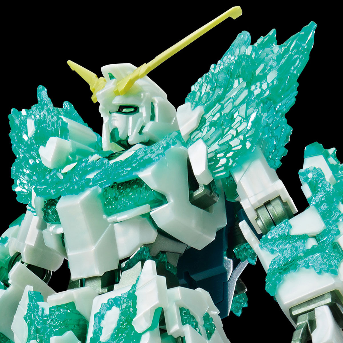HG 1/144 ガンダムベース限定 ユニコーンガンダム（光の結晶体
