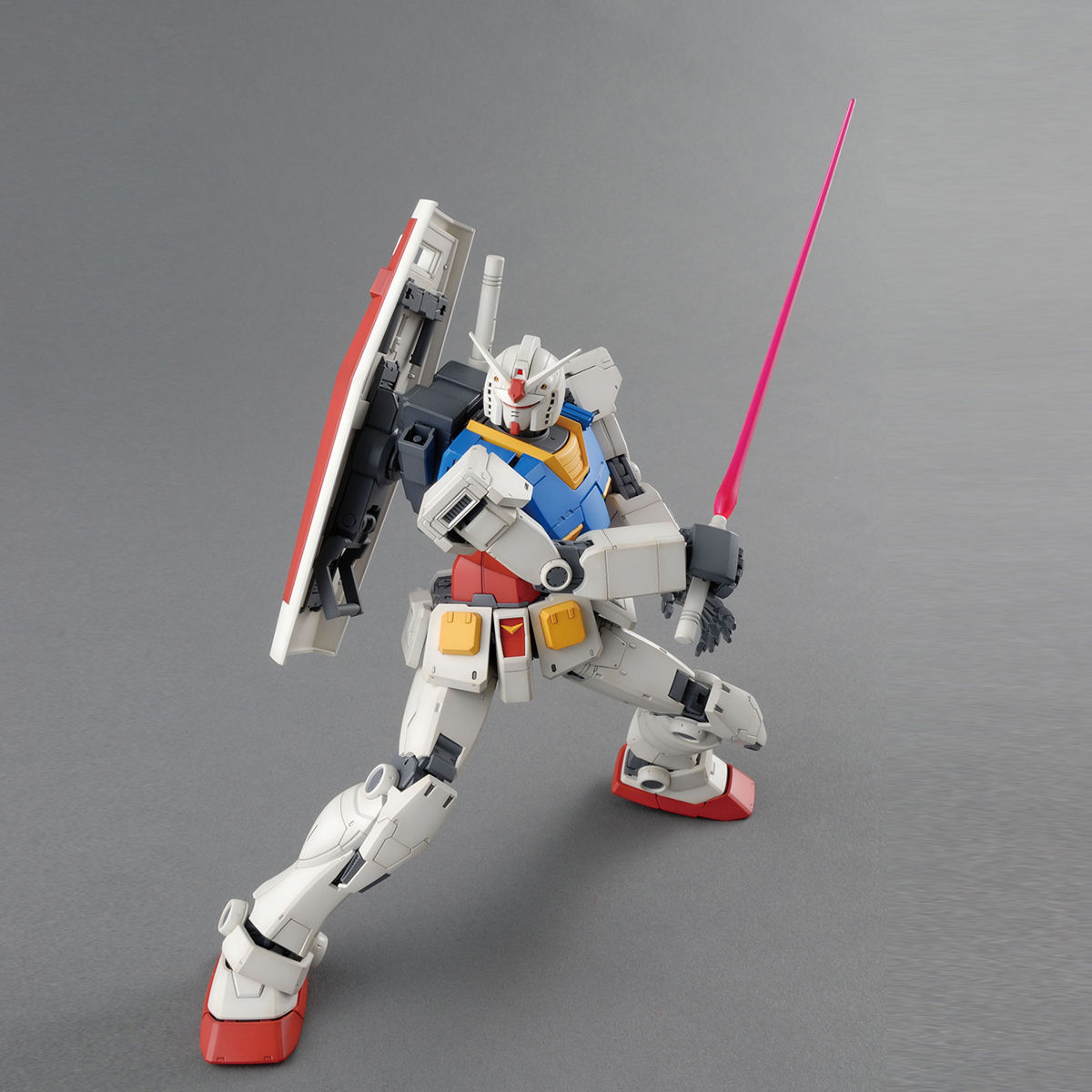 MG 1/100 RX-78-02 ガンダム（GUNDAM THE ORIGIN版） | ガンダム