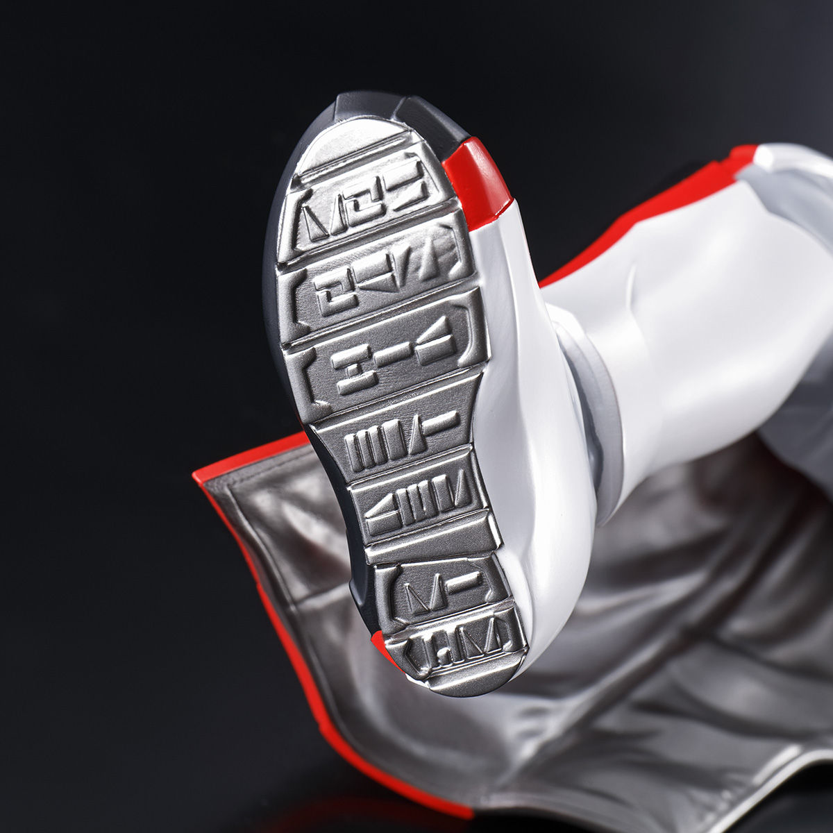 仮面ライダーセイバー 特大HEROES 仮面ライダーセイバー ブレイブ