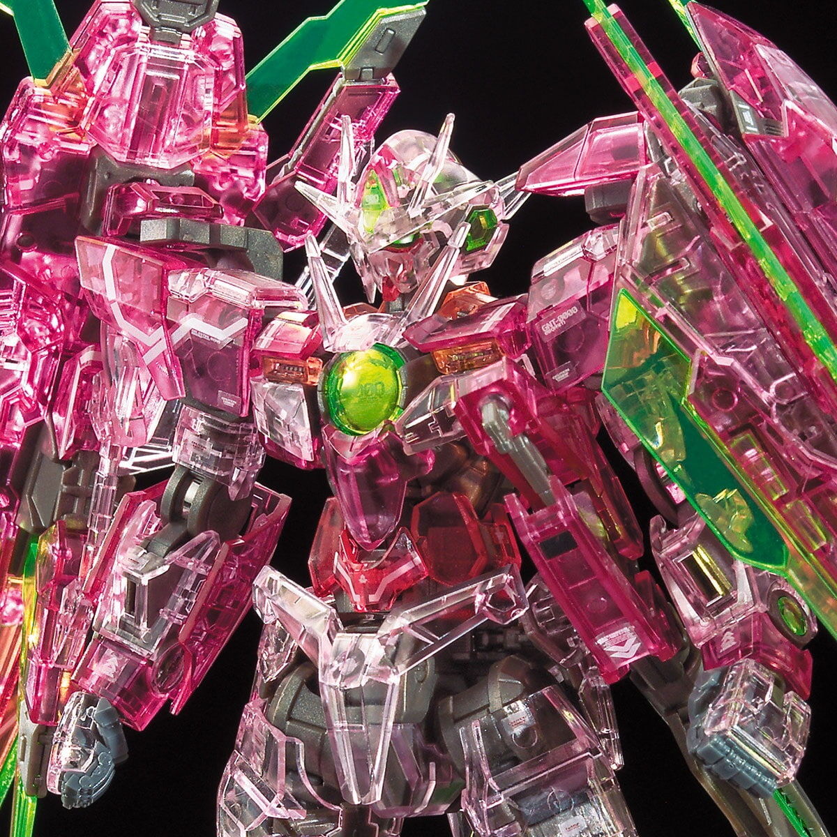 RG 1/144 【ガンダムベース限定】 ダブルオークアンタ フルセイバー