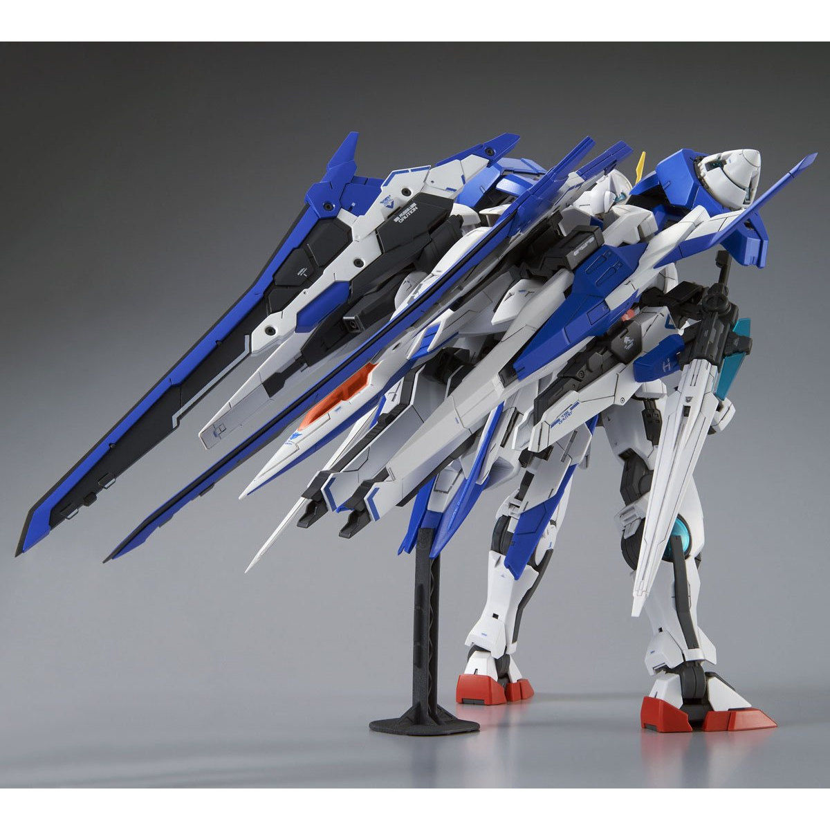 MG 1/100 ダブルオーザンライザー｜バンダイ ホビーサイト