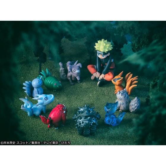 うずまきナルト」と「尾獣」9体が可愛いデフォルメフィギュアのセット