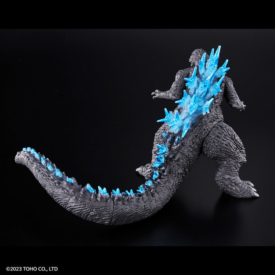 ゴジラ(2023)」のソフビが熱線放射カラーverにて「ムービーモンスター