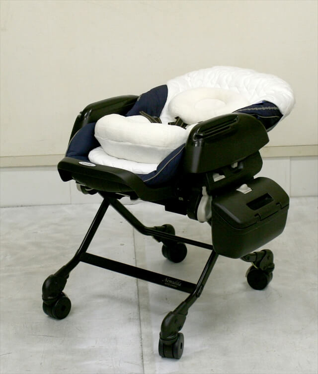 ネムリラ AUTO SWING BEDi Plus Classic / ベディ プラス クラシック