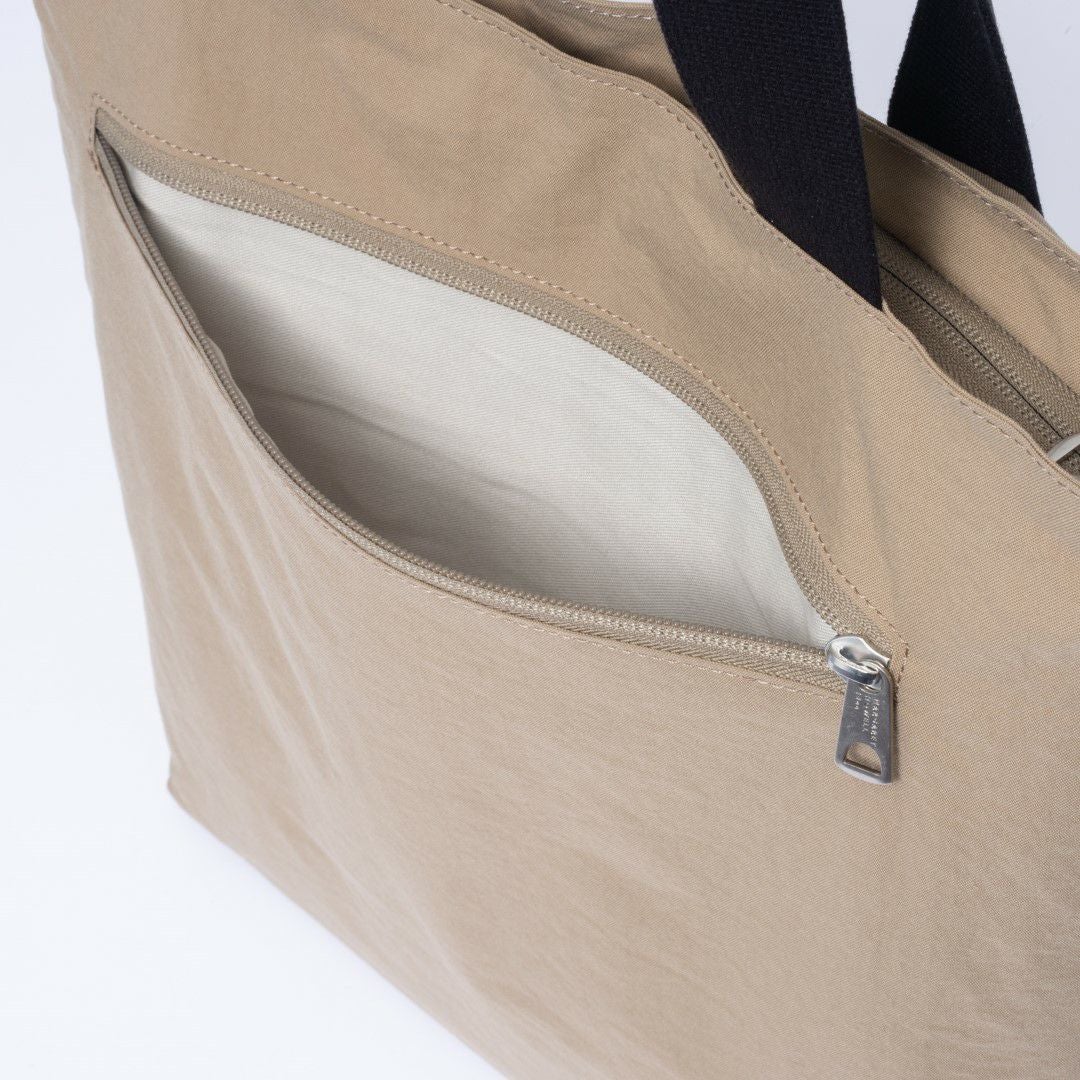 MARGARET HOWELL idea ロシェリー トート(M) 商品｜THE BAGMANIA