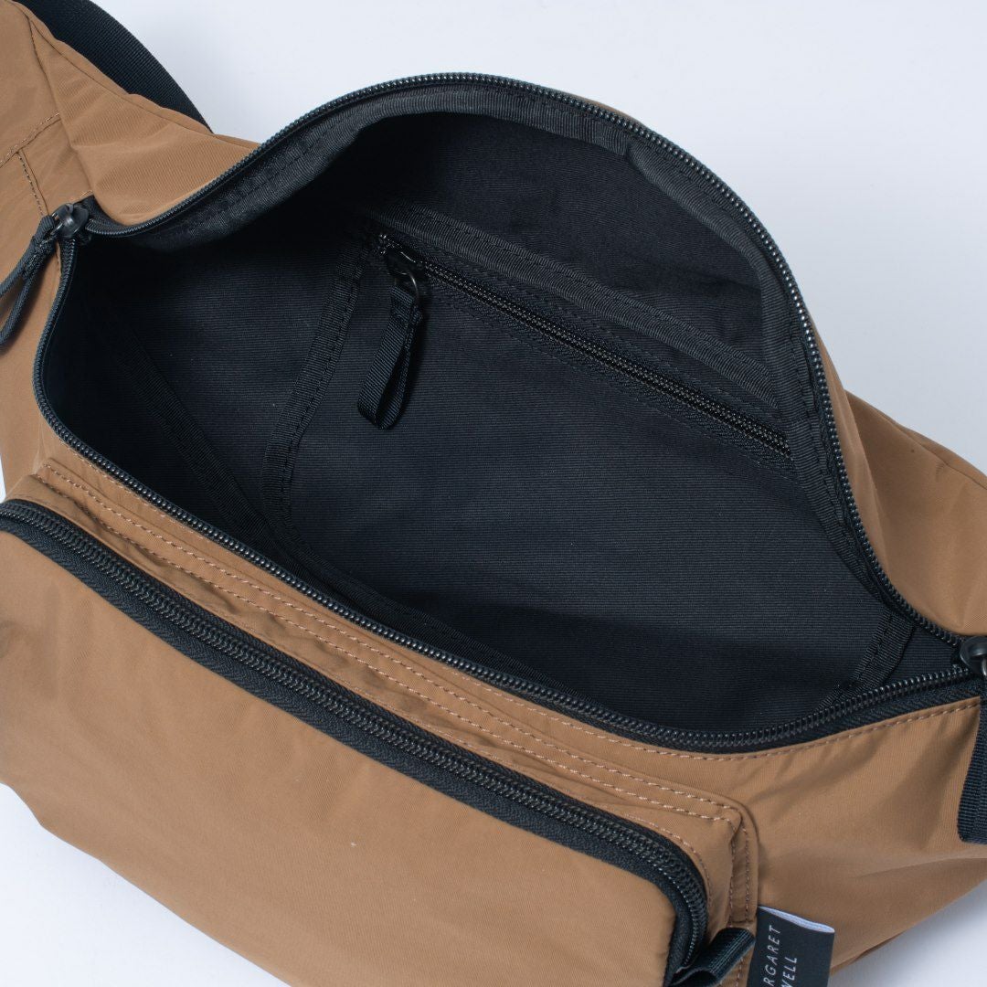 MARGARET HOWELL idea ヴィンテージライク ボディバッグ 商品｜THE