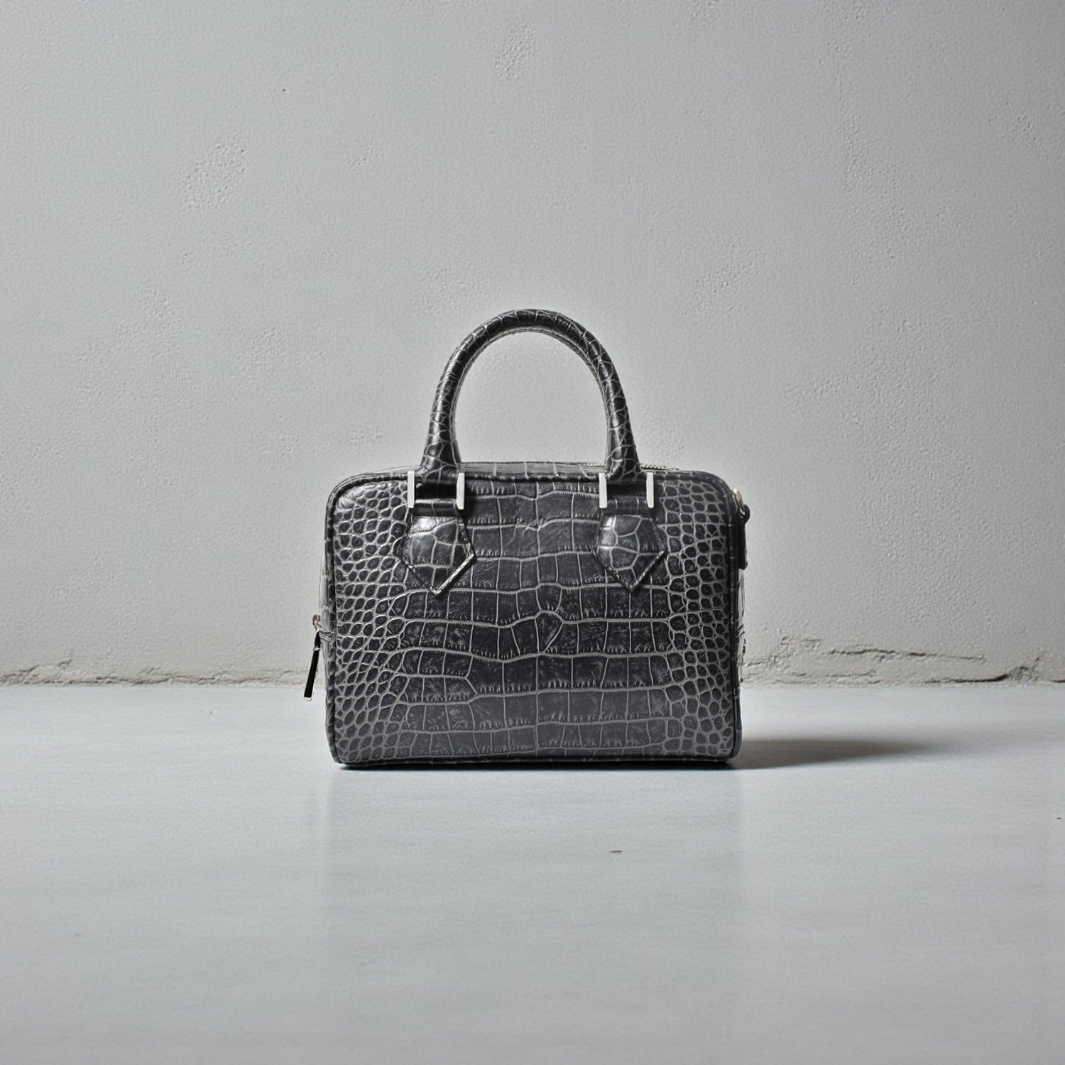 ブリーフケース｜BajoLugo（バジョルゴ）｜レザースニーカー、バッグ