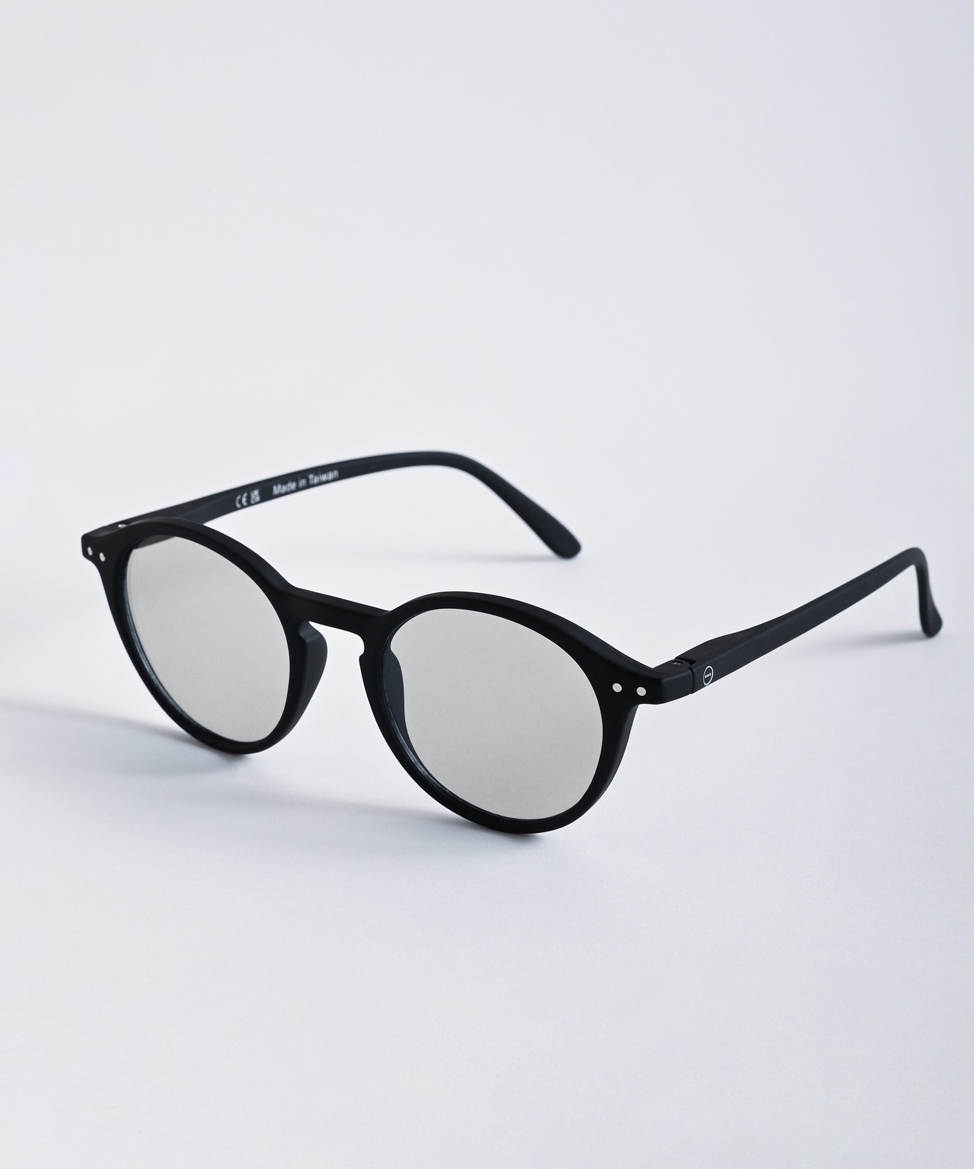 IZIPIZI/イジピジ】 サングラス #D LIGHT COLOR ライトカラー BLACK