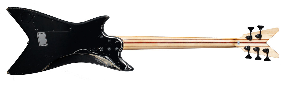 BASSIST FILE－Toshiya | ベース・マガジン